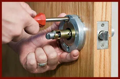 Locksmith Lock Store Shawnee, KS 913-364-2656 - 10-residential-lockouts