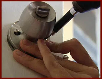 Locksmith Lock Store Shawnee, KS 913-364-2656 - 9-locks-change